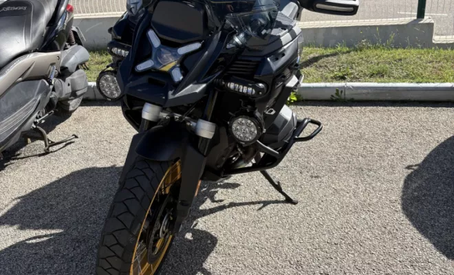 Pose de feux additionnels sur moto à Ajaccio, Ajaccio, Pro Bike'R